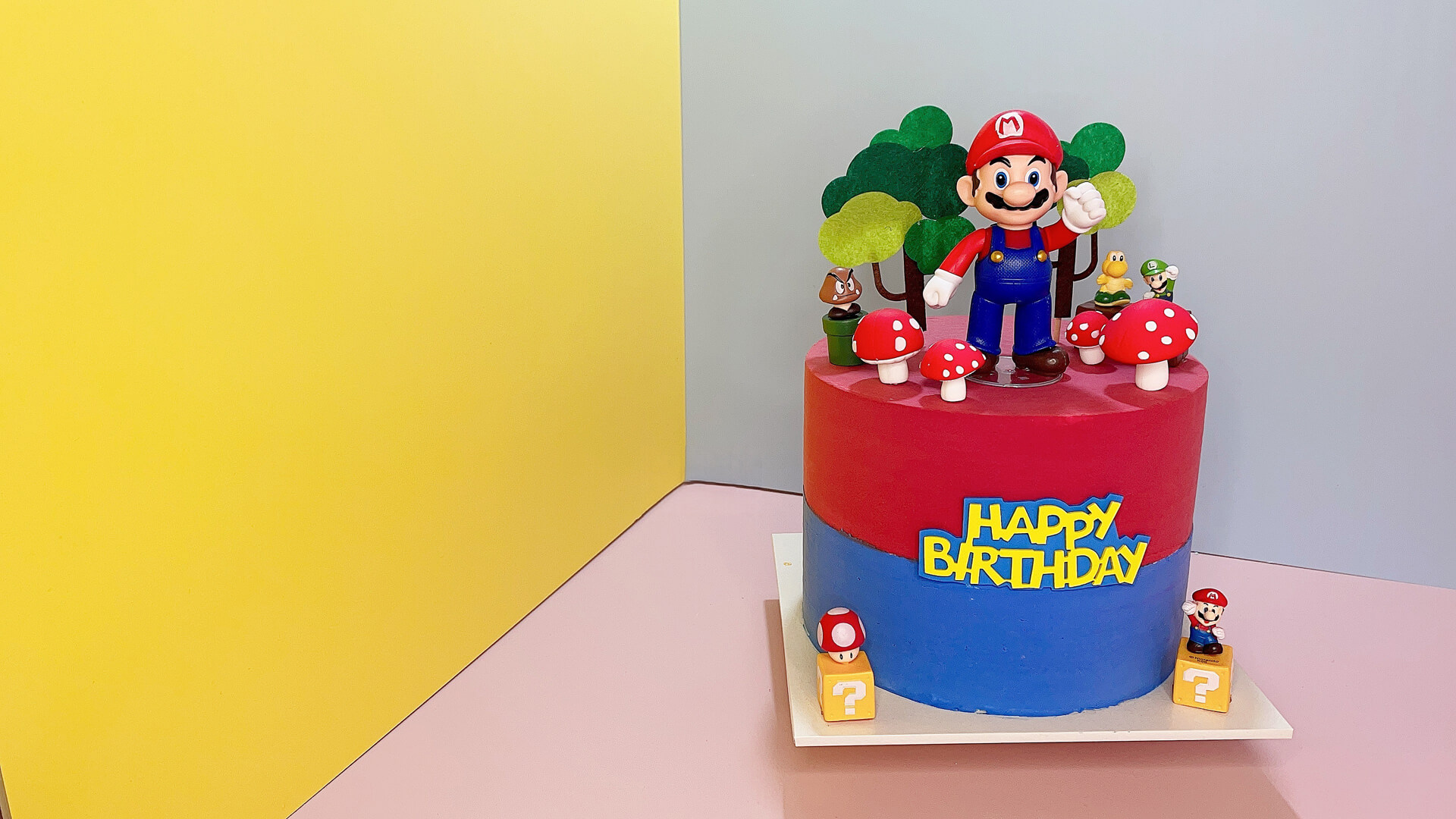 Super Mario Cake Topper